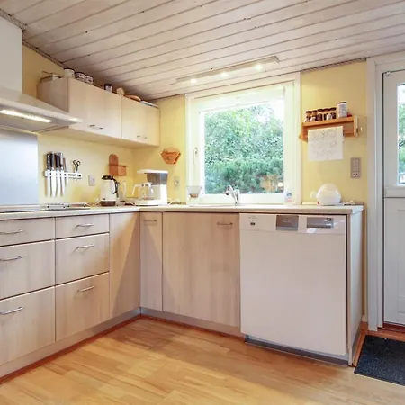 Feriehus Lilibeth - 300m From The Sea By Interhome *